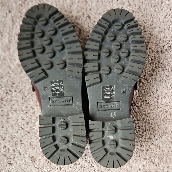 Sézane Burgundy Leather Loafers newish with box - Picture 4 of 11